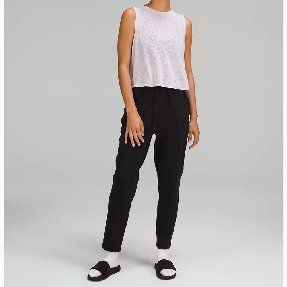 Black On The Fly Pants - Size 8